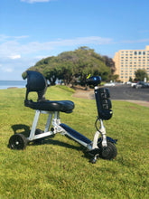 Load image into Gallery viewer, iLiving V8 Foldable Mobility Scooter - 40 lbs